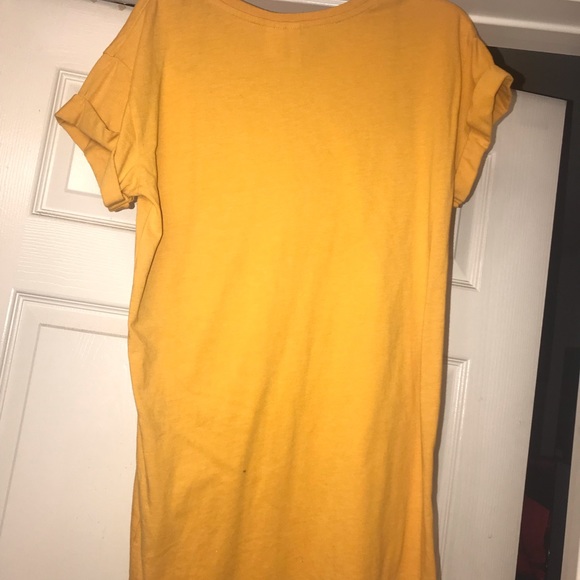 divided t shirt dress